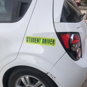 Drivers safety sign’s magnet  / student driver.